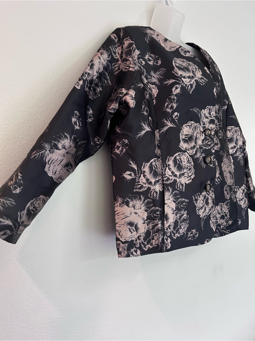 Studio 1886 dressy jacket black with gold roses XL - Picture 4 of 9